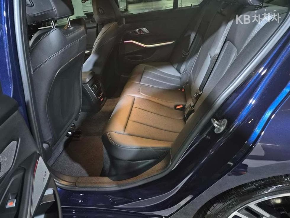 BMW 3 Series (G20)320i Standard - 7