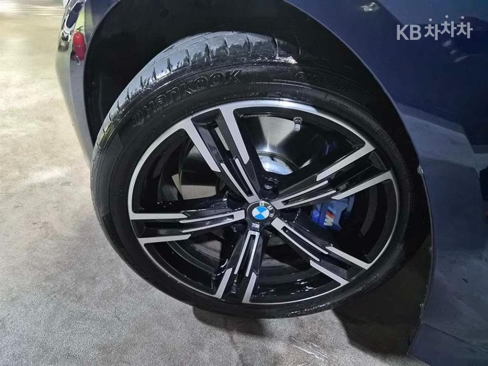 BMW 3 Series (G20)320i Standard - 20