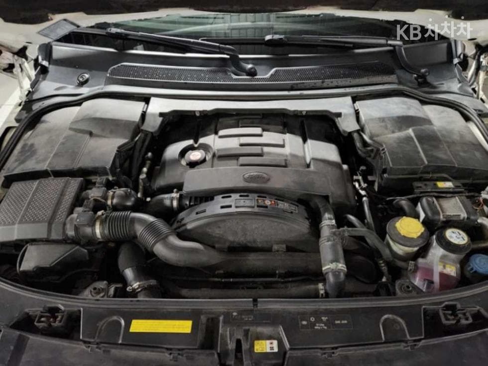 Land Rover 디스커버리43.0 SDV6 SE - 6