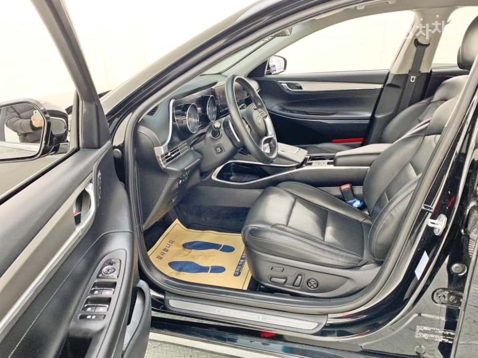 Хюндай The New (фейслифт) Grandeur (Azera)2.5 Exclusive - 10