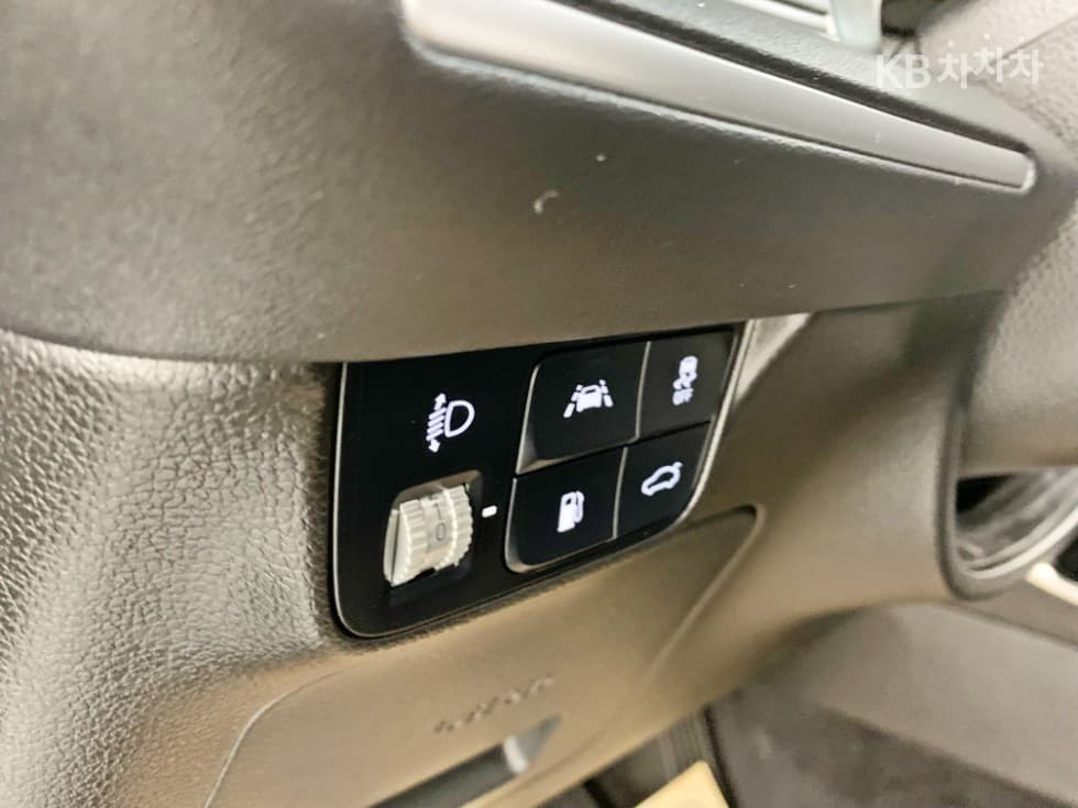 Хюндай The New (фейслифт) Grandeur (Azera)2.5 Exclusive - 17