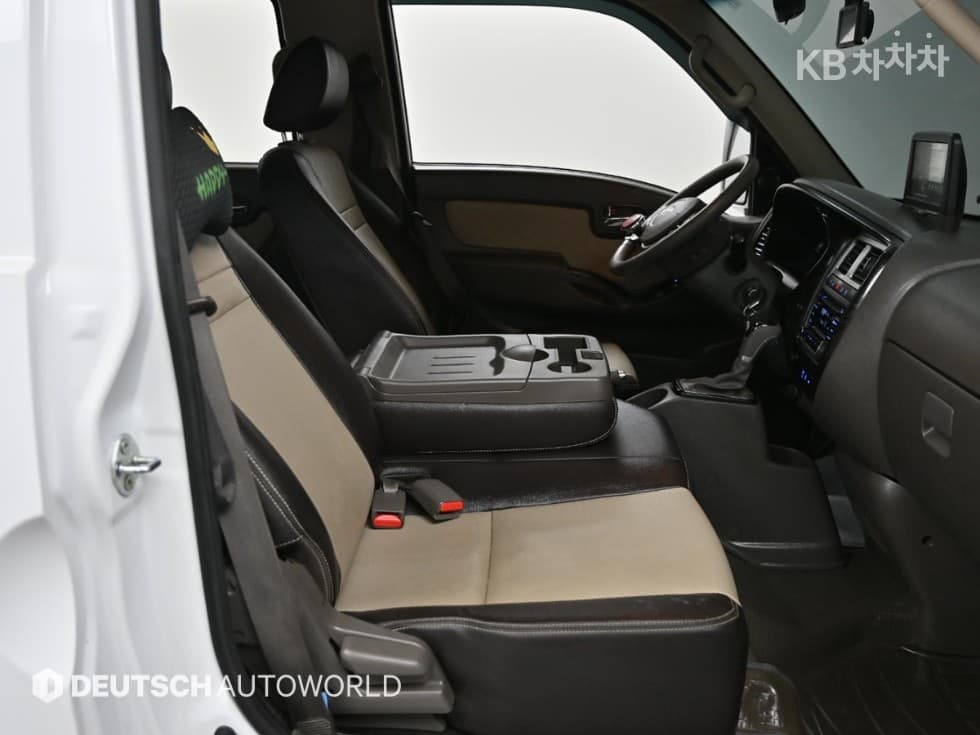 Хюндай Porter 2Удължено междуосие Двойна Кабина CRDi Premium - 10