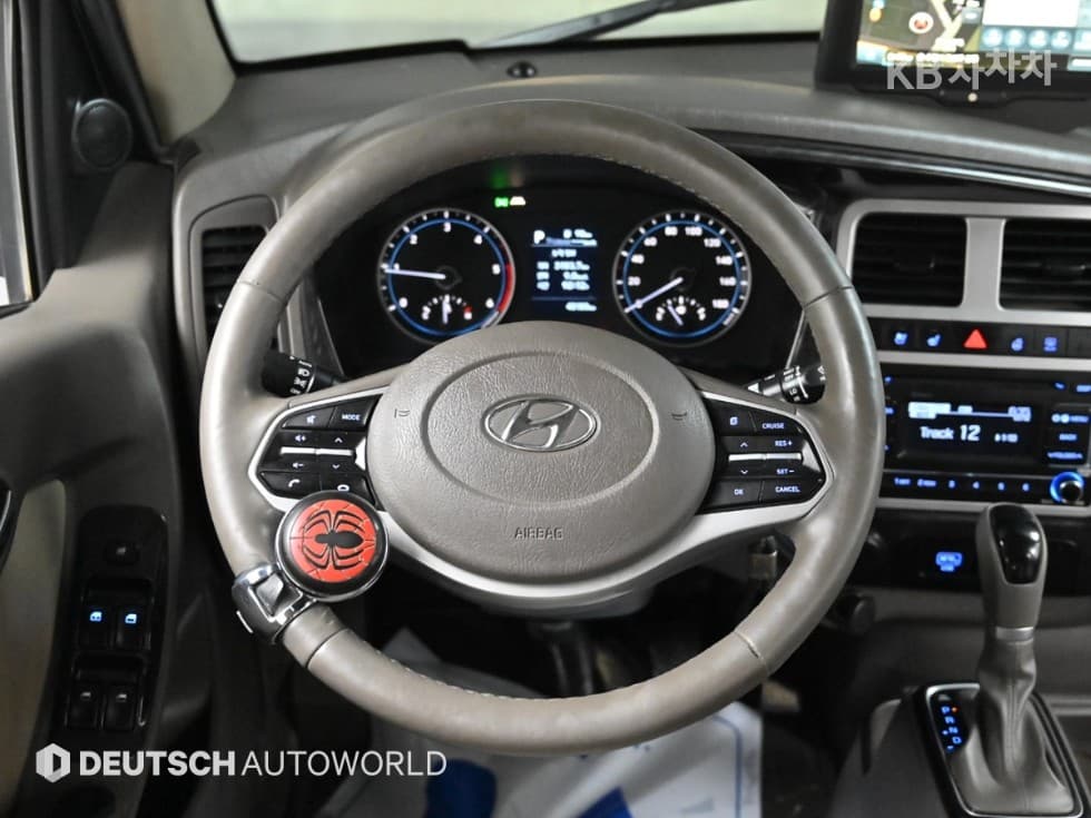 Хюндай Porter 2Удължено междуосие Двойна Кабина CRDi Premium - 13