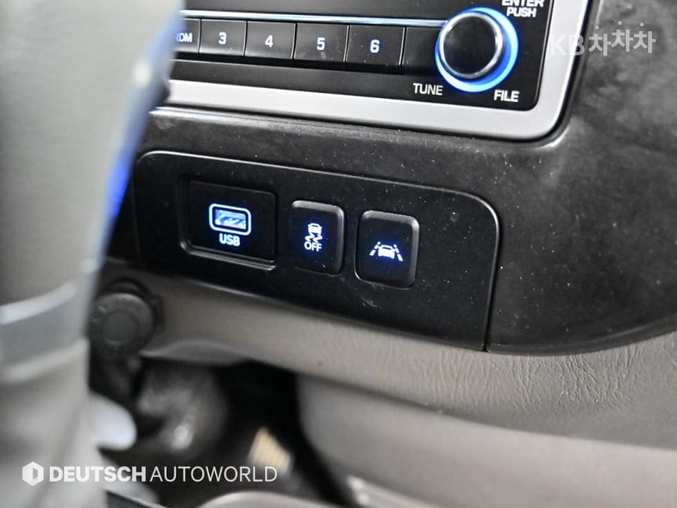 Хюндай Porter 2Удължено междуосие Двойна Кабина CRDi Premium - 18