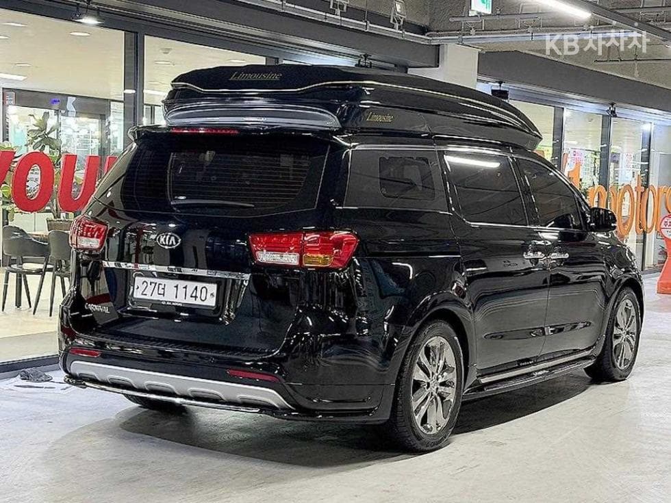 Киа All New Канивал9-местен 2.2 Дизел Висок Лимузин (Канивал) Престиж - 4