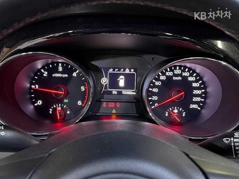 Киа All New Канивал9-местен 2.2 Дизел Висок Лимузин (Канивал) Престиж - 10