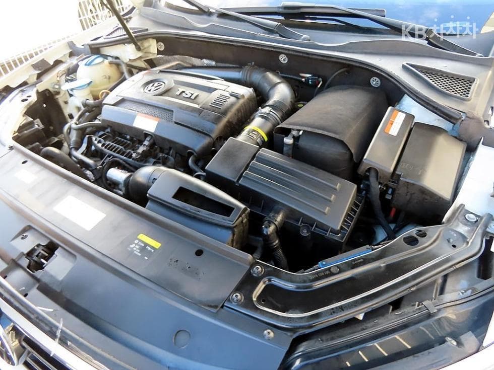 Volkswagen 더НовPassat1.8 Турбонагнетен Стратифициран Инжекция (ВВ) Стандартен - 18