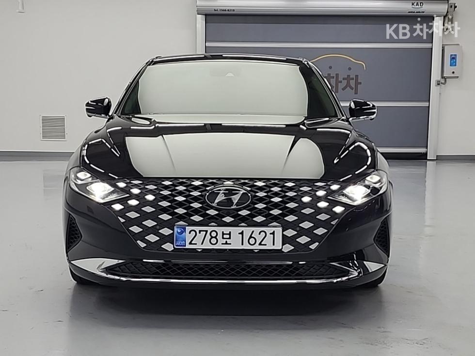 Хюндай The New (фейслифт) Grandeur (Azera)2.5 Le Blanc - 2