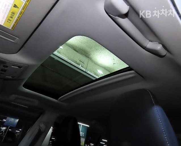 Lexus Нов ES300h Premium - 17