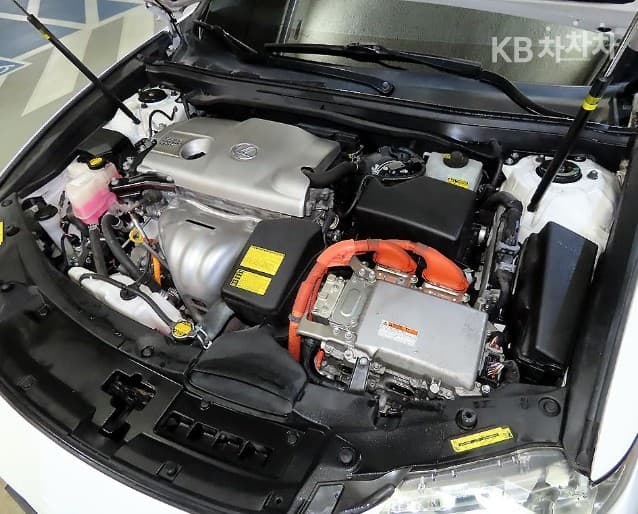 Lexus Нов ES300h Premium - 18