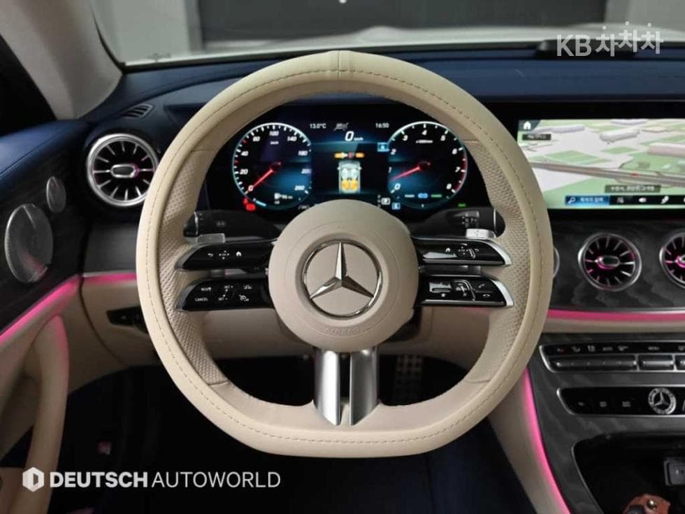 Mercedes-Benz E-Class (W213)E450 4MATIC Coupe Standard - 13