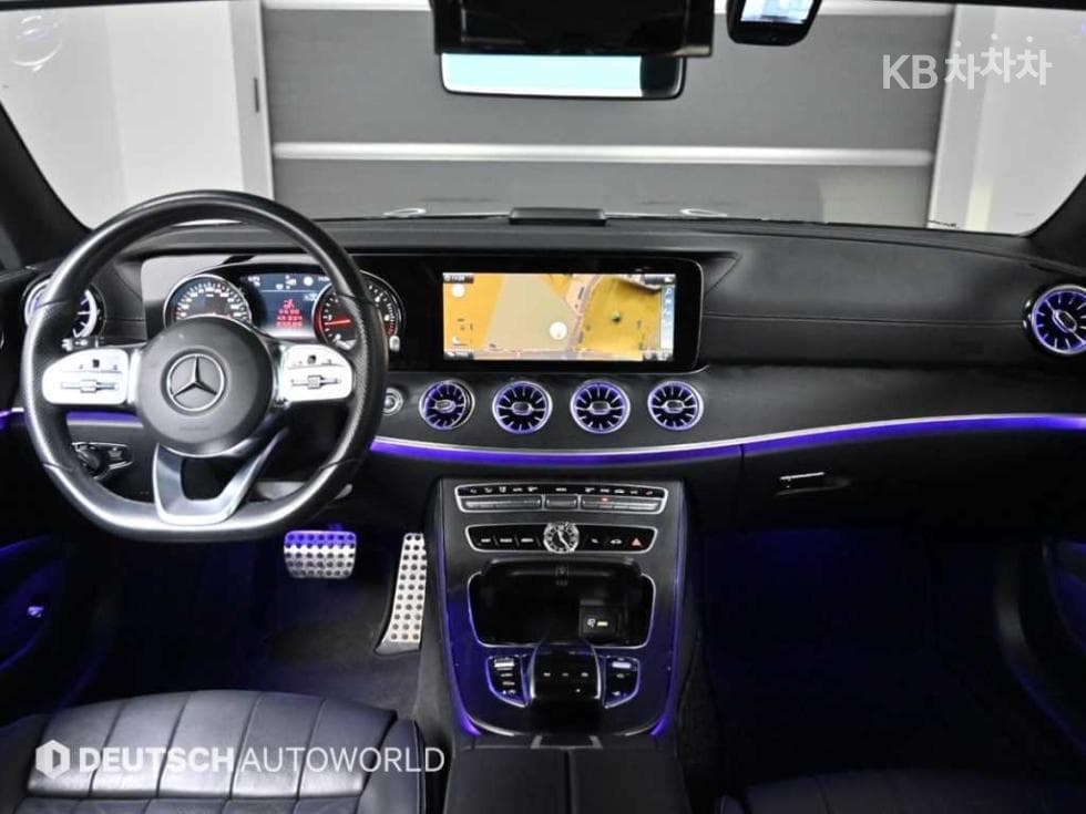 Mercedes-Benz E-Class (W213)E220d COUPE - 7