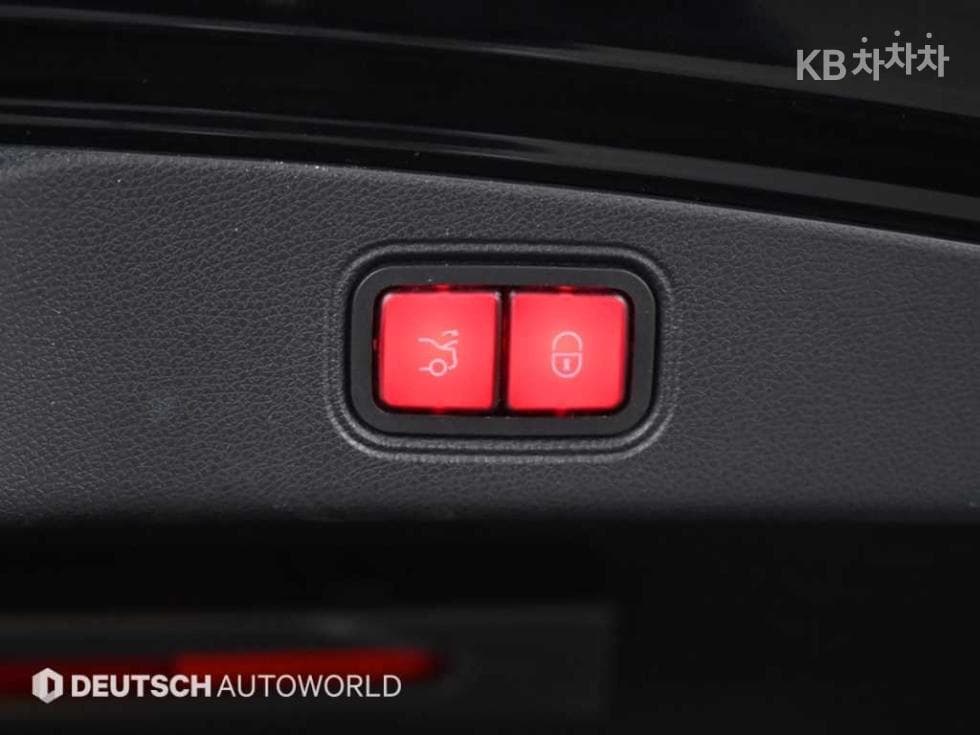 Mercedes-Benz E-Class (W213)E220d COUPE - 20