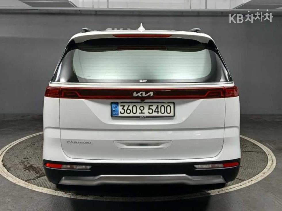 Kia Carnival 4th generationD2.2 7-seater (Limousine) Signature - 5