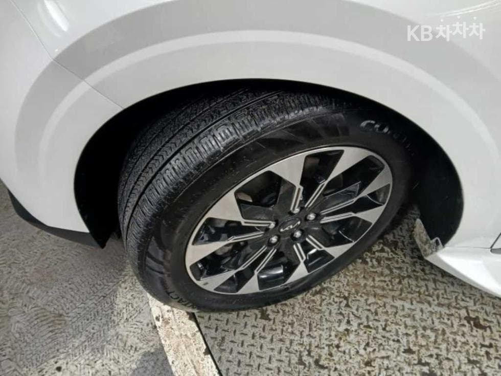 Kia Carnival 4th generationD2.2 7-seater (Limousine) Signature - 20