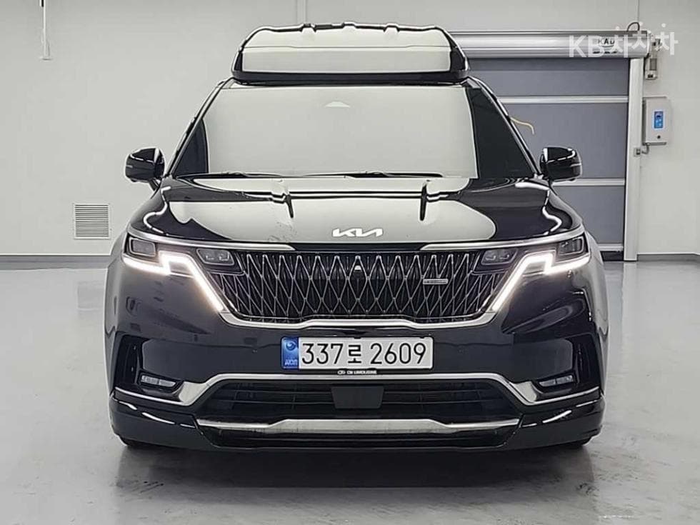 Киа Канивал 4-то поколениеВисок Лимузин (Канивал) G3.5 GDI 9-местен Signature - 2