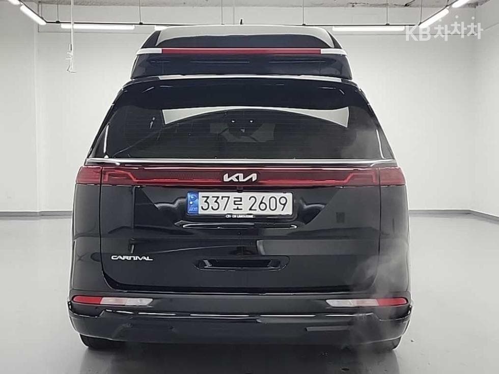 Киа Канивал 4-то поколениеВисок Лимузин (Канивал) G3.5 GDI 9-местен Signature - 4