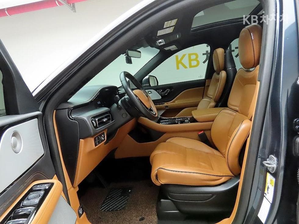 링컨 에비에이터 Second generation(U611)3.0 V6 Black Label - 13