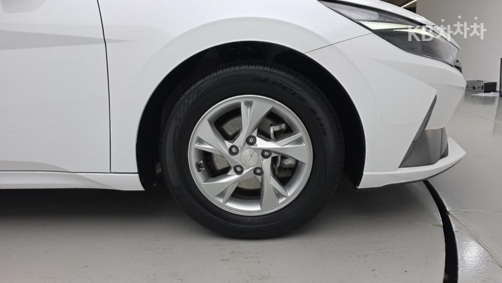 Hyundai All New Avante (Elantra)(CN7)1.6 Gasoline Modern - 22