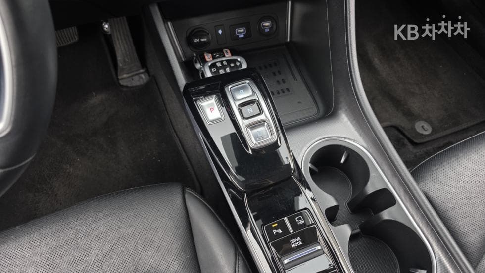 Hyundai Sonata (DN8)2.0 Premium Plus - 11