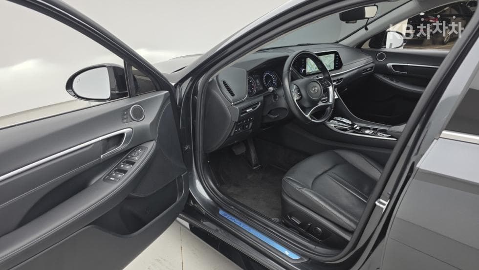 Hyundai Sonata (DN8)2.0 Premium Plus - 16