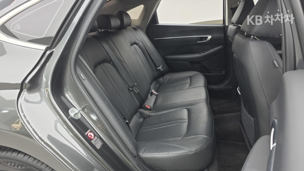 Hyundai Sonata (DN8)2.0 Premium Plus - 18