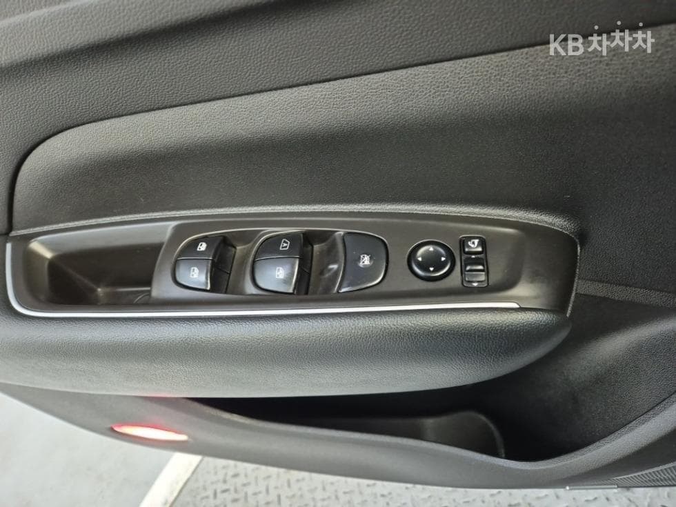 Renault Korea QM6Gasoline 2.0 2WD RE Standard - 18