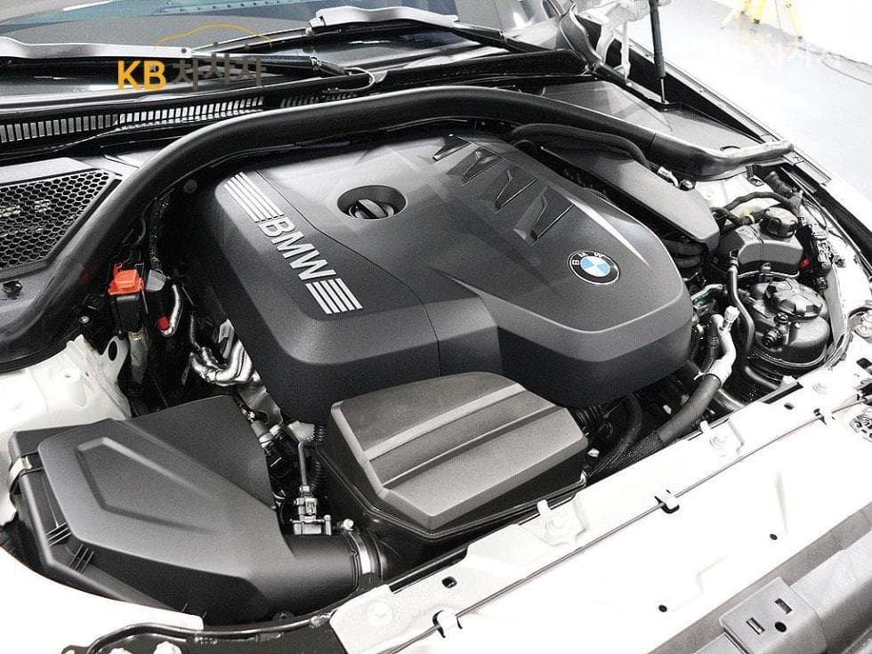 BMW 3 Series (G20)320i M Sport - 19