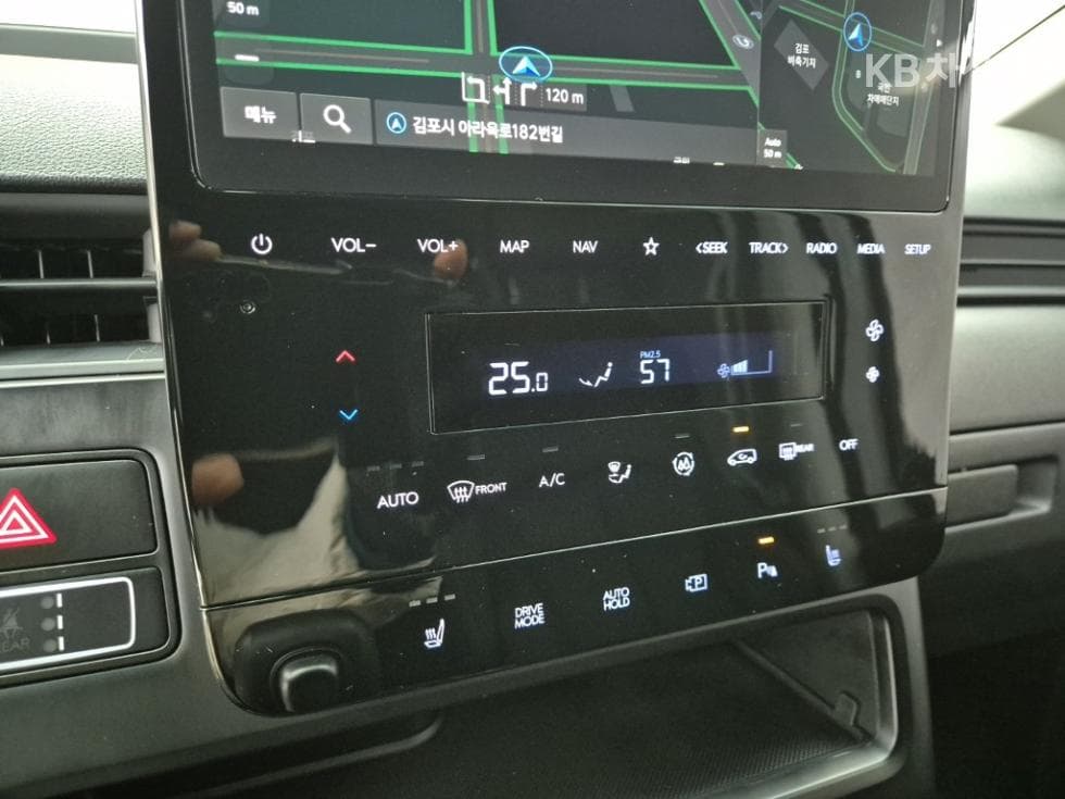 Hyundai Staria Cargo2.2 Cargo 5 Modern - 10