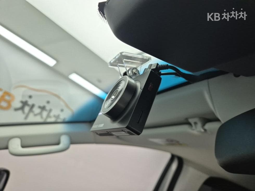 Hyundai Staria Cargo2.2 Cargo 5 Modern - 16