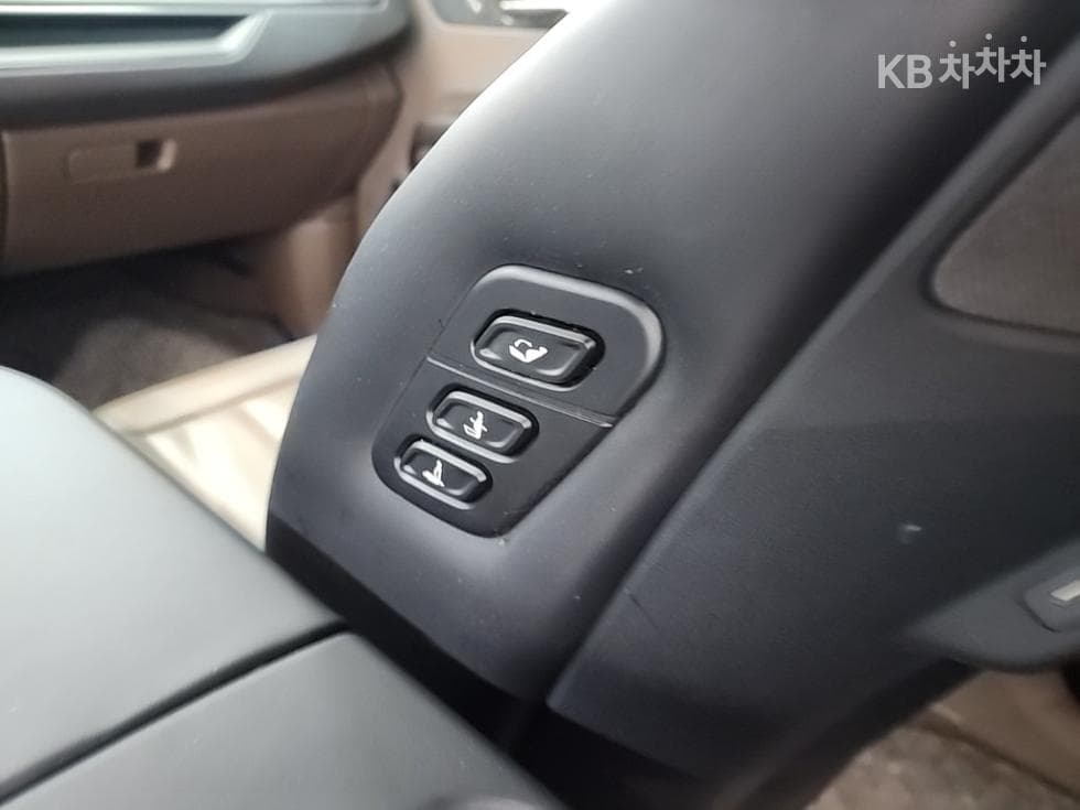 Kia EV9AWD GT-line - 13