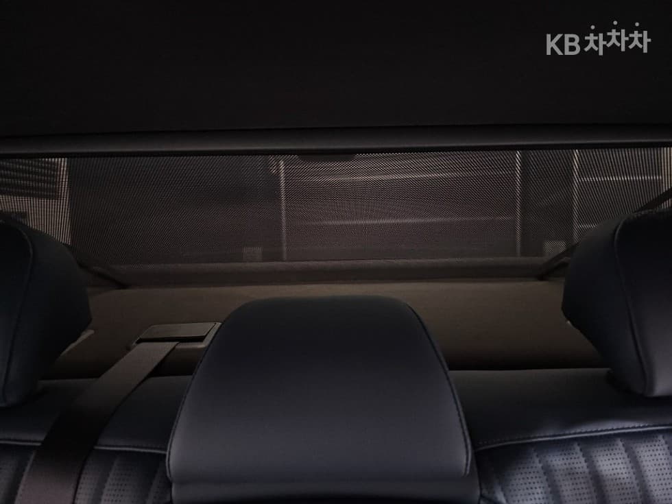 Kia The New (facelift) K8 Hybrid1.6 Turbo HEV 시그니쳐 블랙 - 21