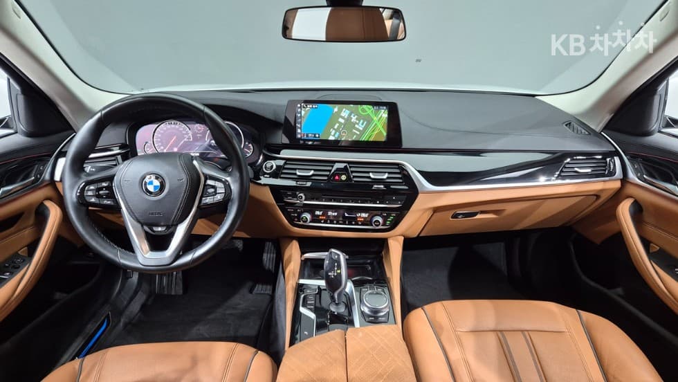 BMW 올Нов5 Серия (G30)520i Luxury - 11