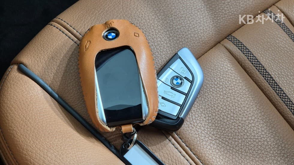 BMW 올Нов5 Серия (G30)520i Luxury - 19