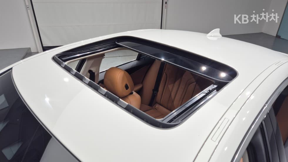 BMW 올Нов5 Серия (G30)520i Luxury - 21