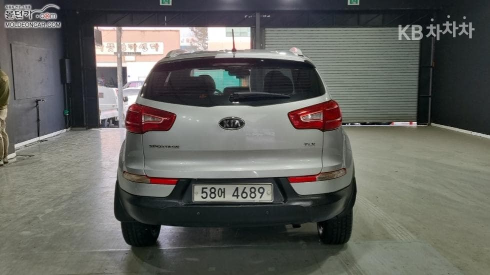 Kia Sportage R2WD Diesel TLX Premium - 4