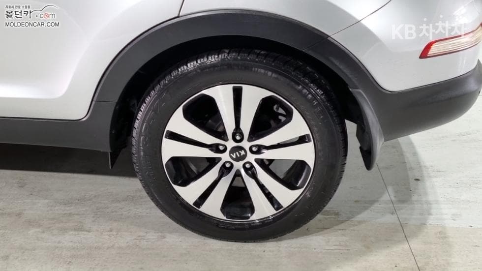 Kia Sportage R2WD Diesel TLX Premium - 6