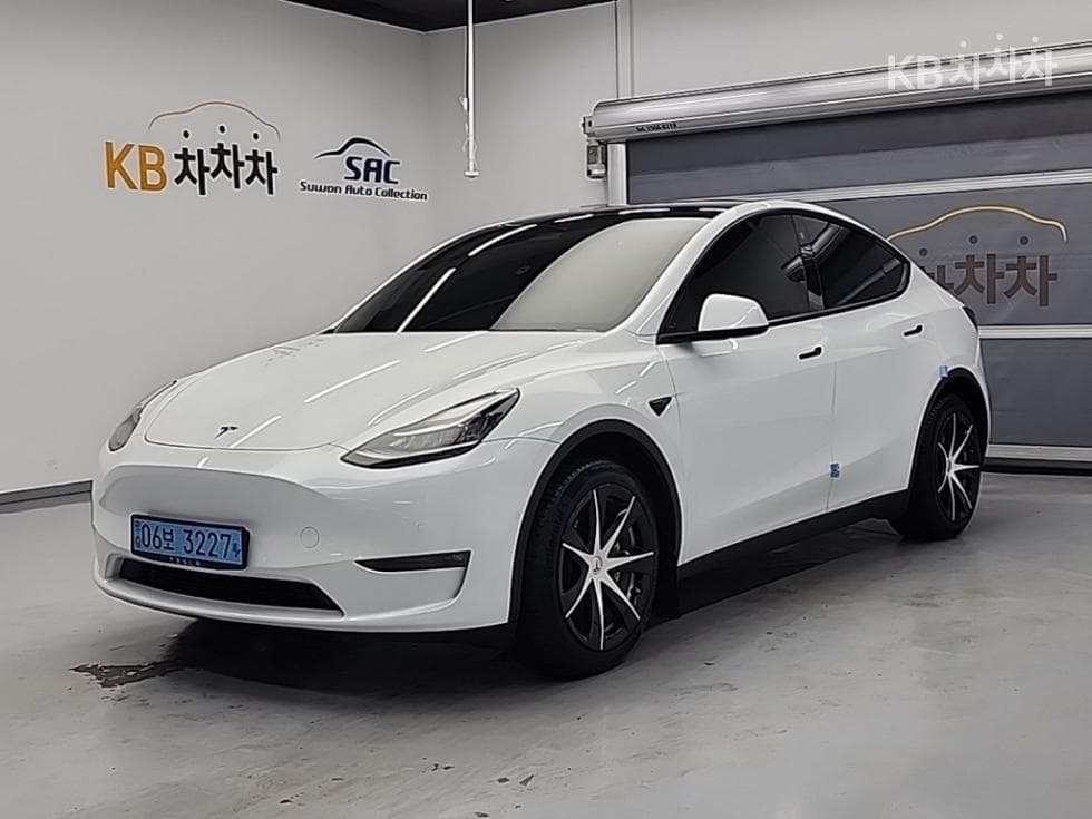 테슬라 Model Y Long Range - Image 1