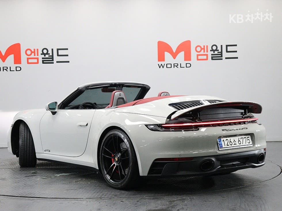 Porsche 911(992)Carrera 4 GTS Cabriolet - 4