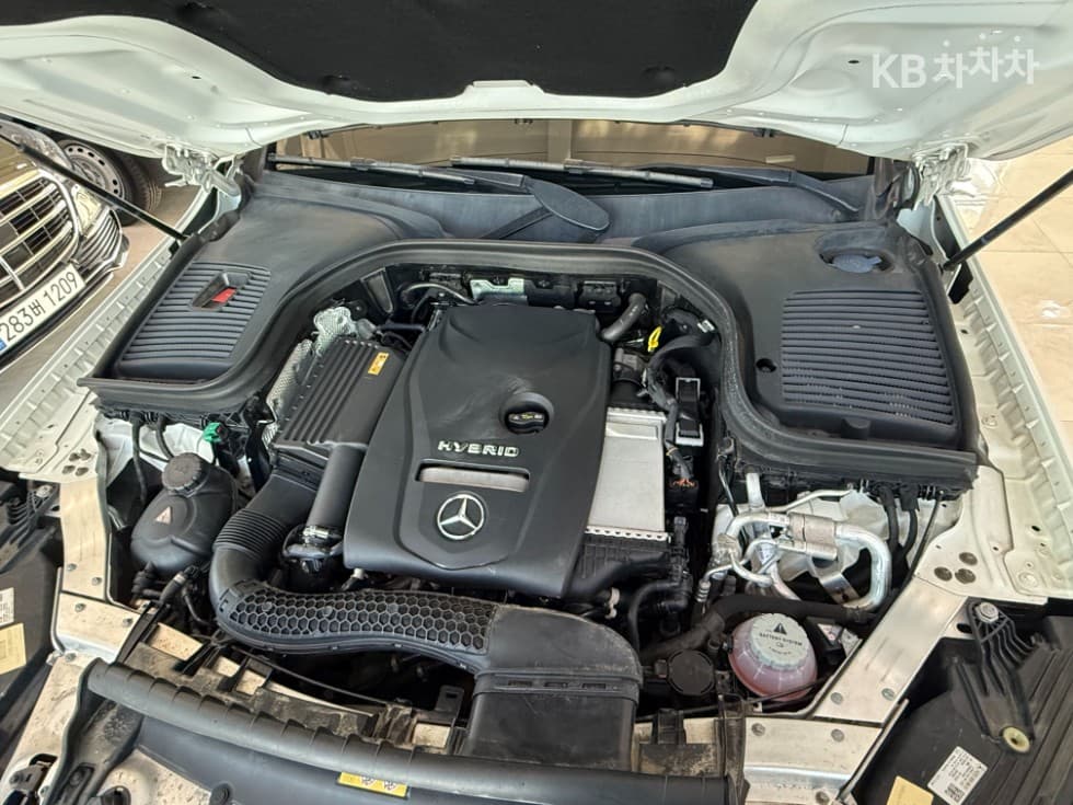 Mercedes-Benz GLC(X253)300 e 4Matic - 5