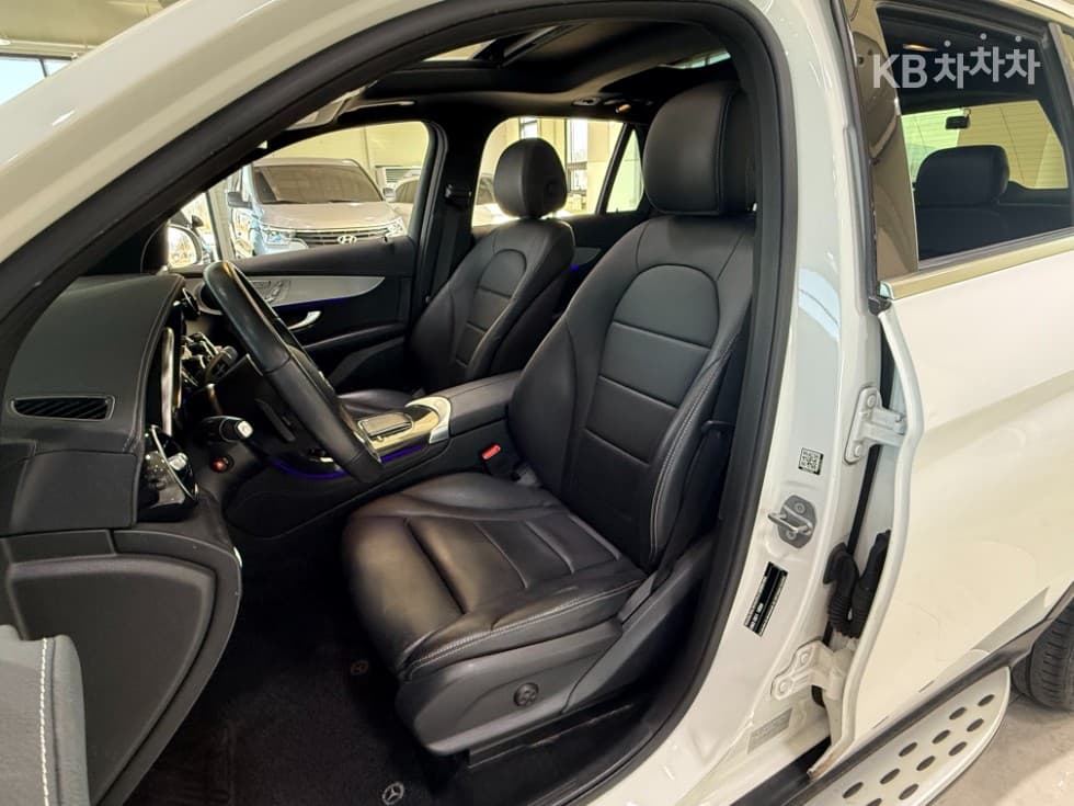 Mercedes-Benz GLC(X253)300 e 4Matic - 23