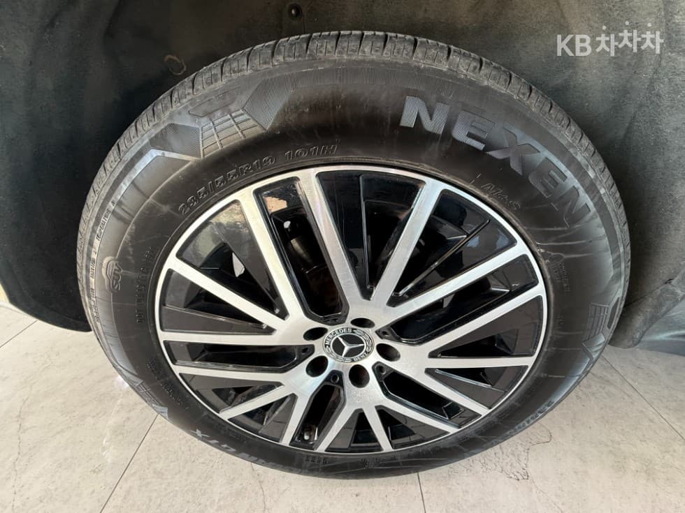 Mercedes-Benz GLC(X253)300 e 4Matic - 32