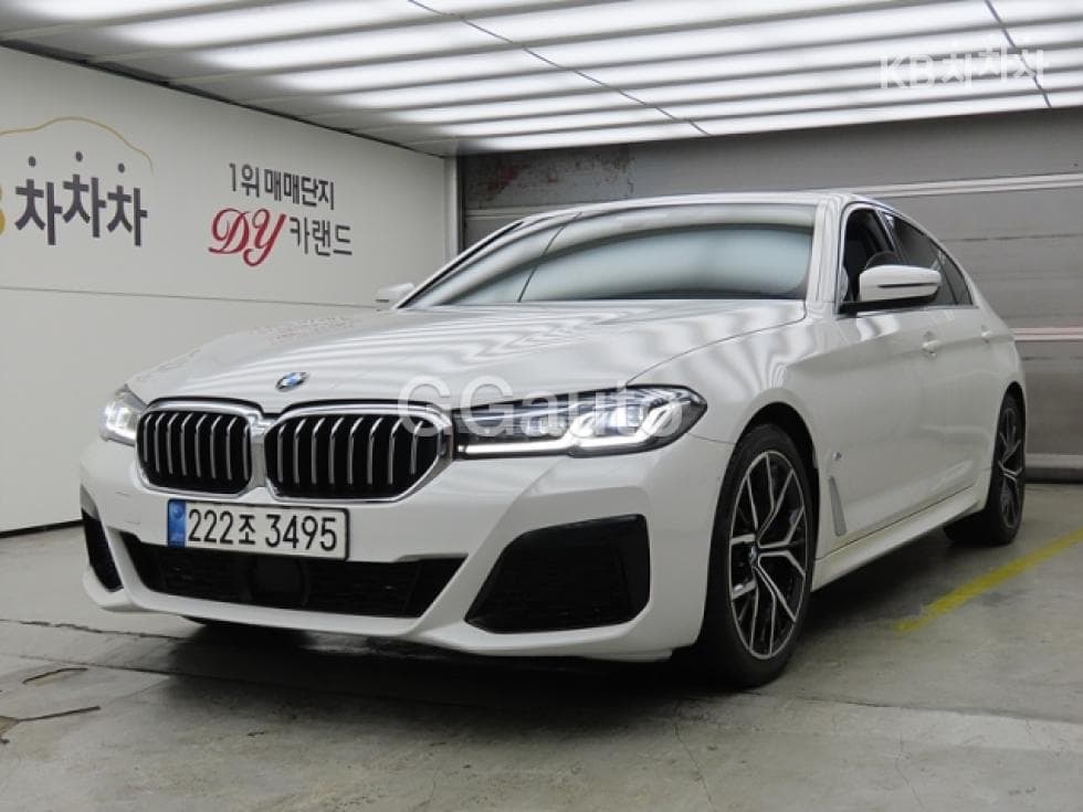 BMW 올New5 Series (G30) 530i M Sport - Image 1