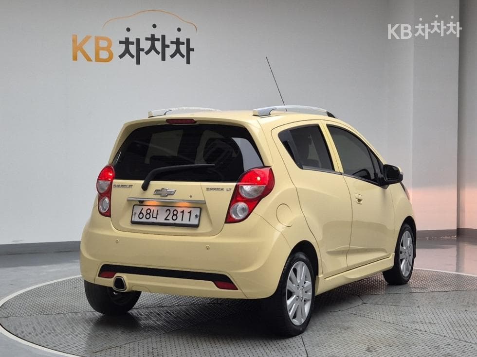 GM Korea Chevrolet SparkLT Standard - 3