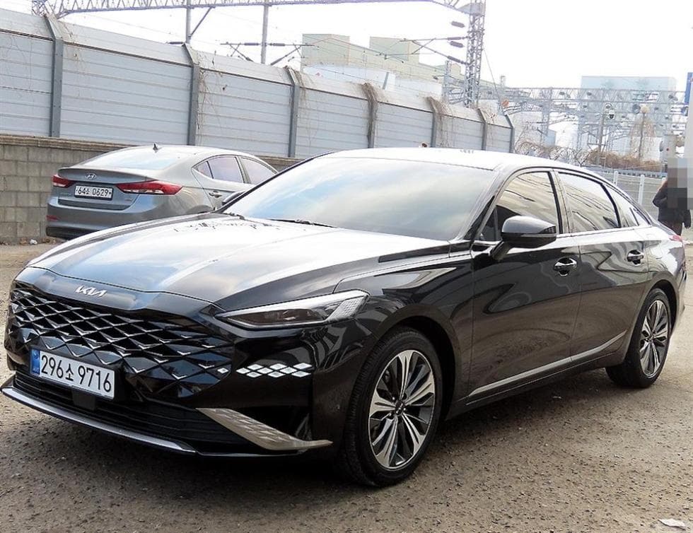 Kia K83.5 LPG Rental car Prestige - 2