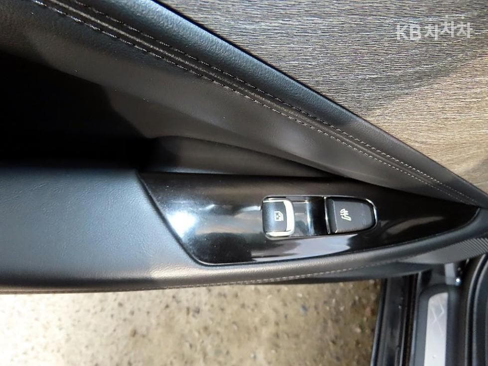 Kia K83.5 LPG Rental car Prestige - 18