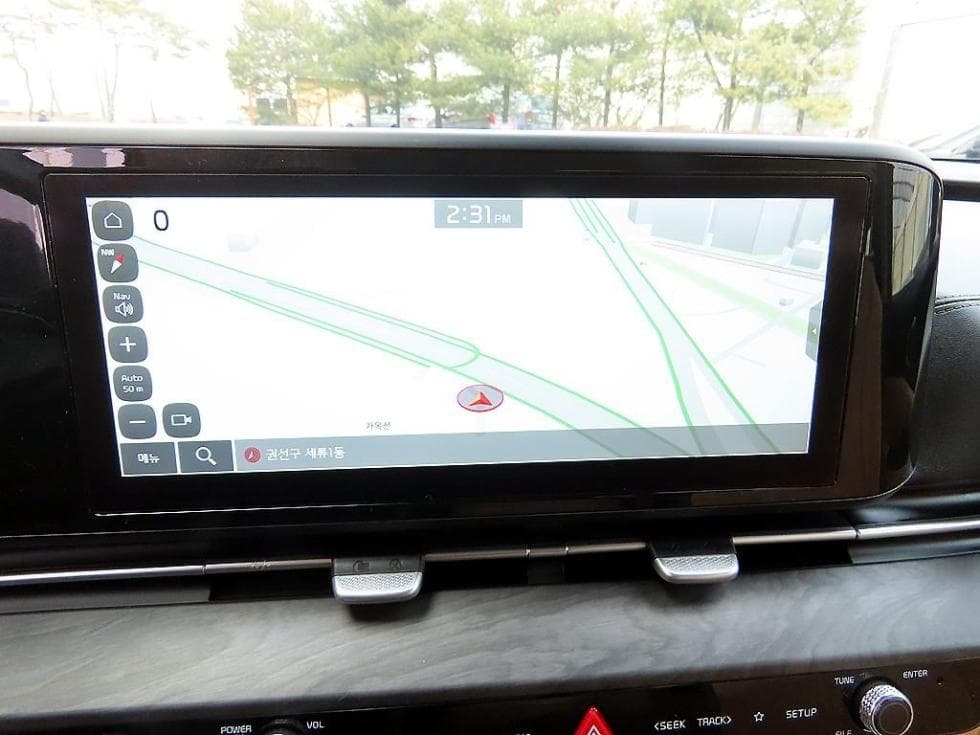 Kia Carnival 4th generationD2.2 11-seater Prestige - 14