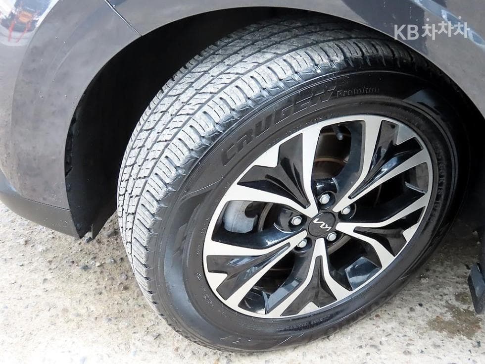 Kia Carnival 4th generationD2.2 11-seater Prestige - 20