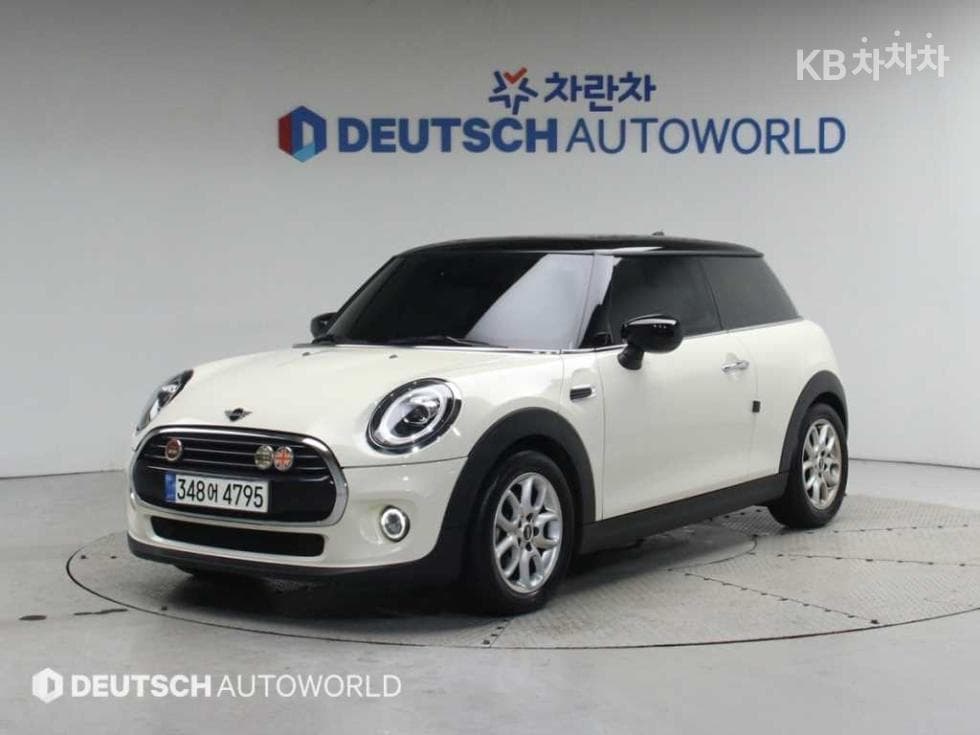 Mini Cooper 3도어 1.5 하이트림 - Image 1