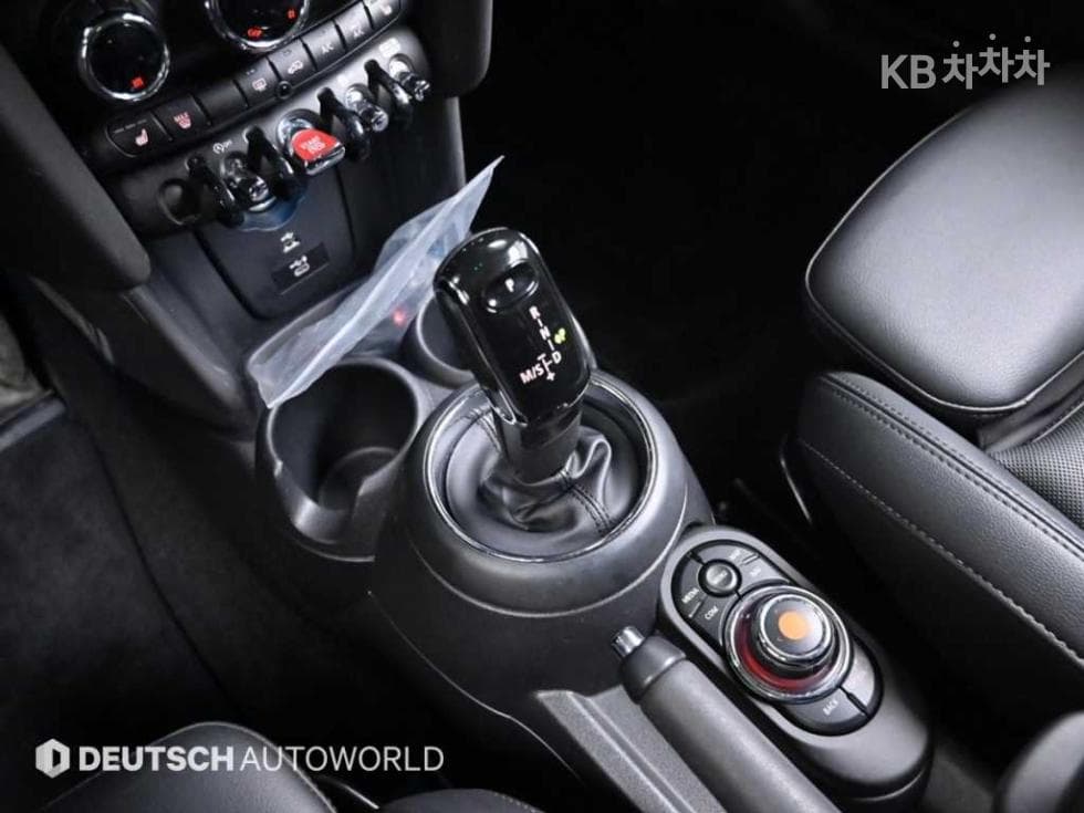 Mini Cooper 3도어1.5 하이트림 - 9